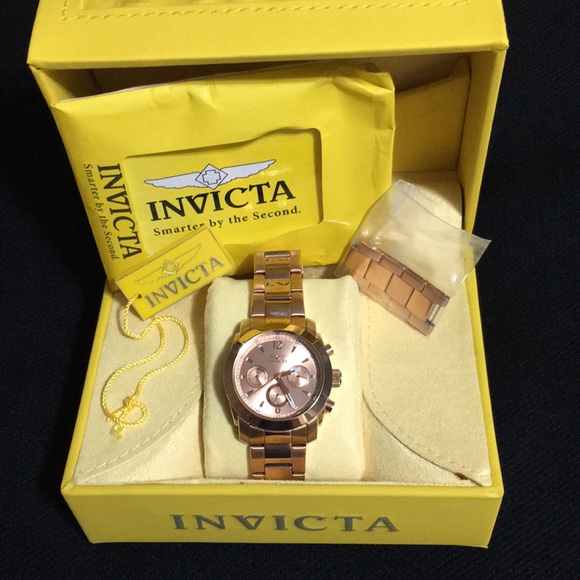 Invicta Accessories - 🌺🌺Invicta Women’s Rose Gold Watch🌺🌺EUC🌺🌺